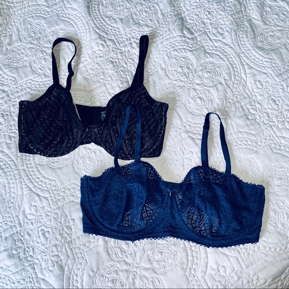 LOT 2 Victoria’s Secret Unlined Underwire Bras